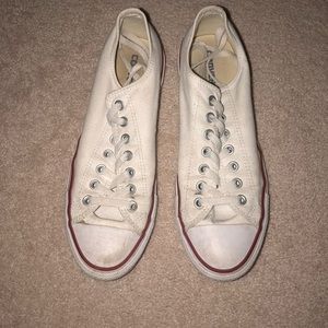 Low rise White Converse